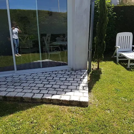 Maison Climatisee Avec Jardin, Proche Et Commerces, Animaux Acceptes - Fr-1-494-40 *